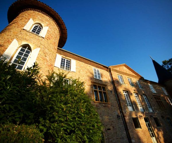 chateau-autour-de-lyon