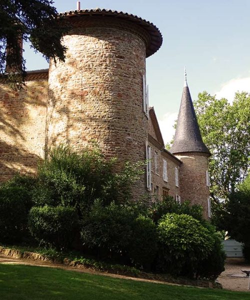 chateau-beaujolais