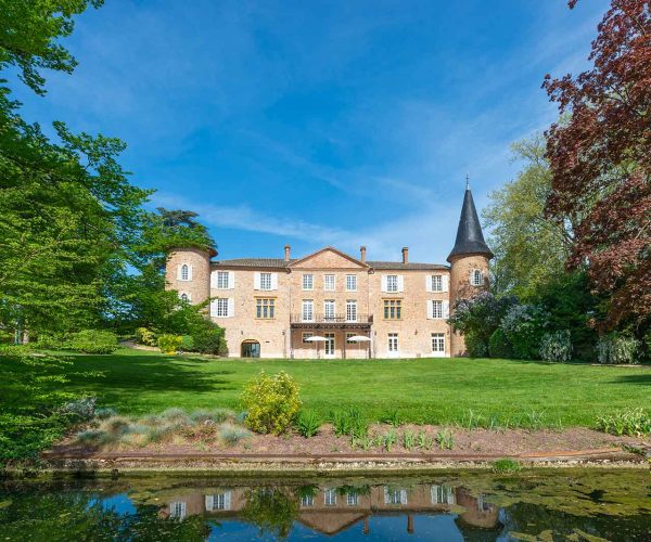 chateau-slide